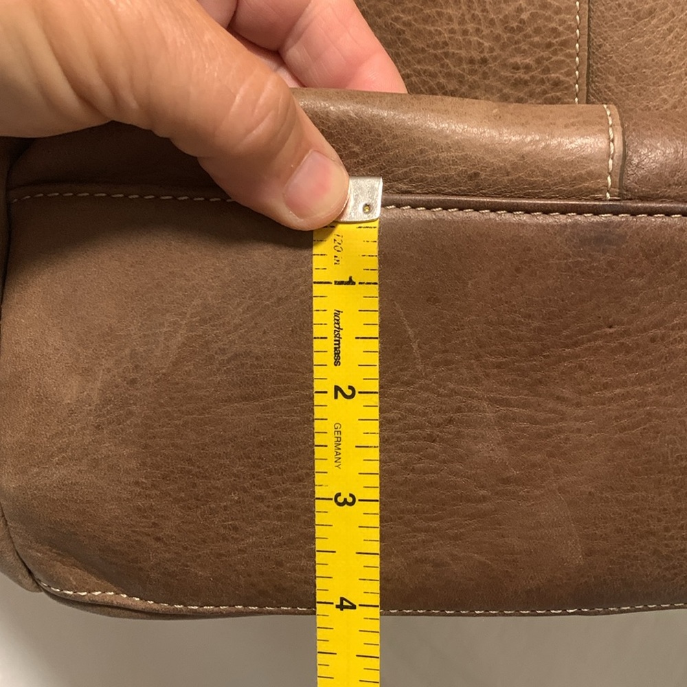 EUC Sundance Chic Tan Leather Shoulder Bag - Picture 8 of 15